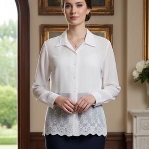 Victoria Halley Classic White Embroidered women’s blouse 2xL summer travel flora